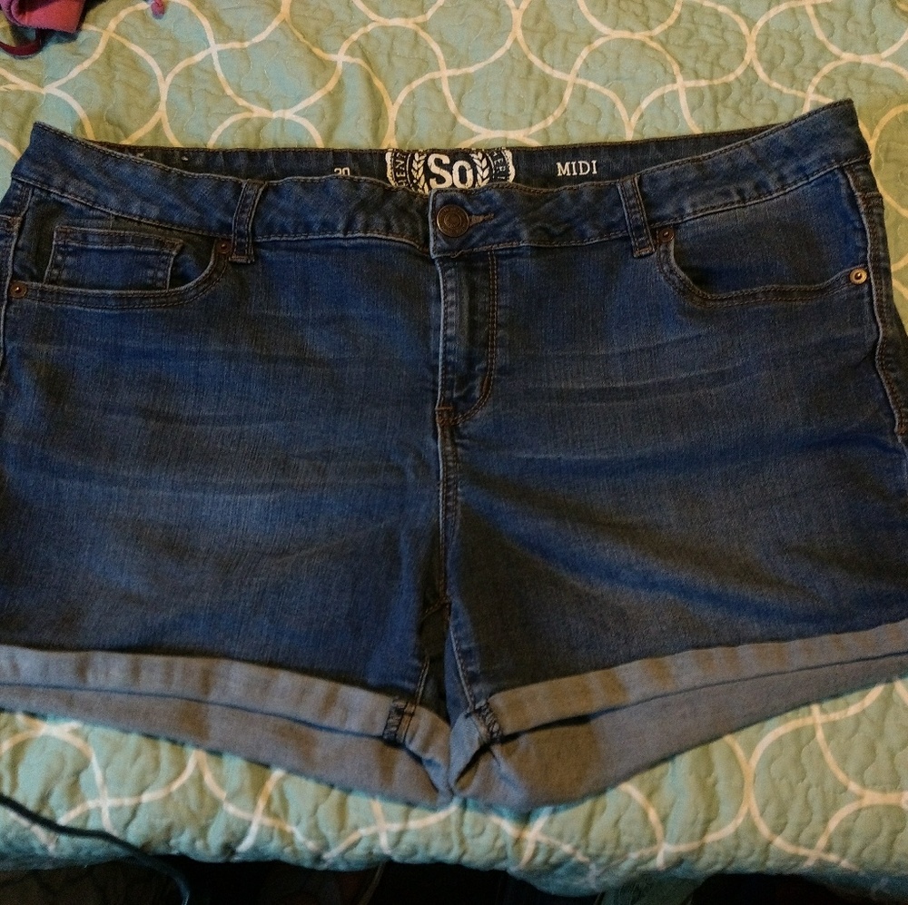 Medium Wash SO Shorts